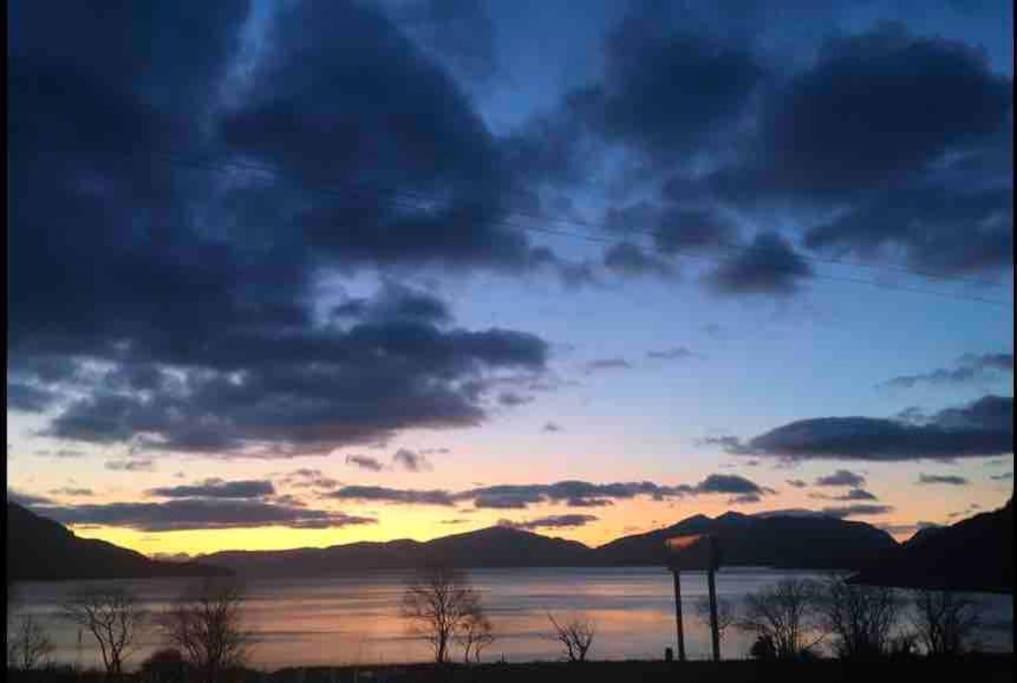 The Fox'S Den, Luxury Cosy Mini Lodge, Highlands North Ballachulish ภายนอก รูปภาพ